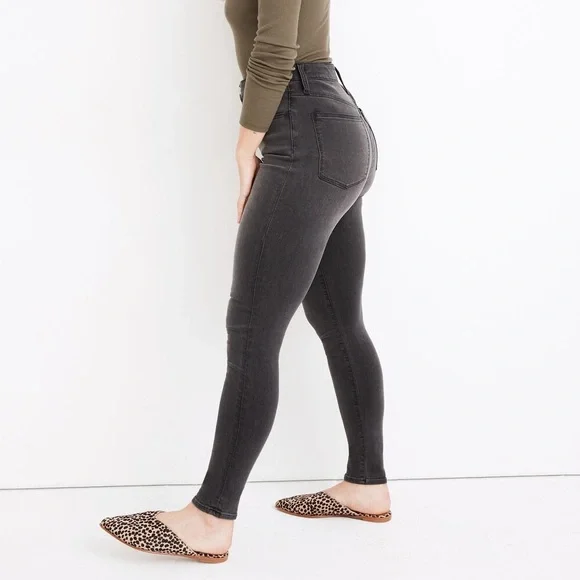 Madewell Roadtripper Charcoal Jeans - Picture 2 of 6